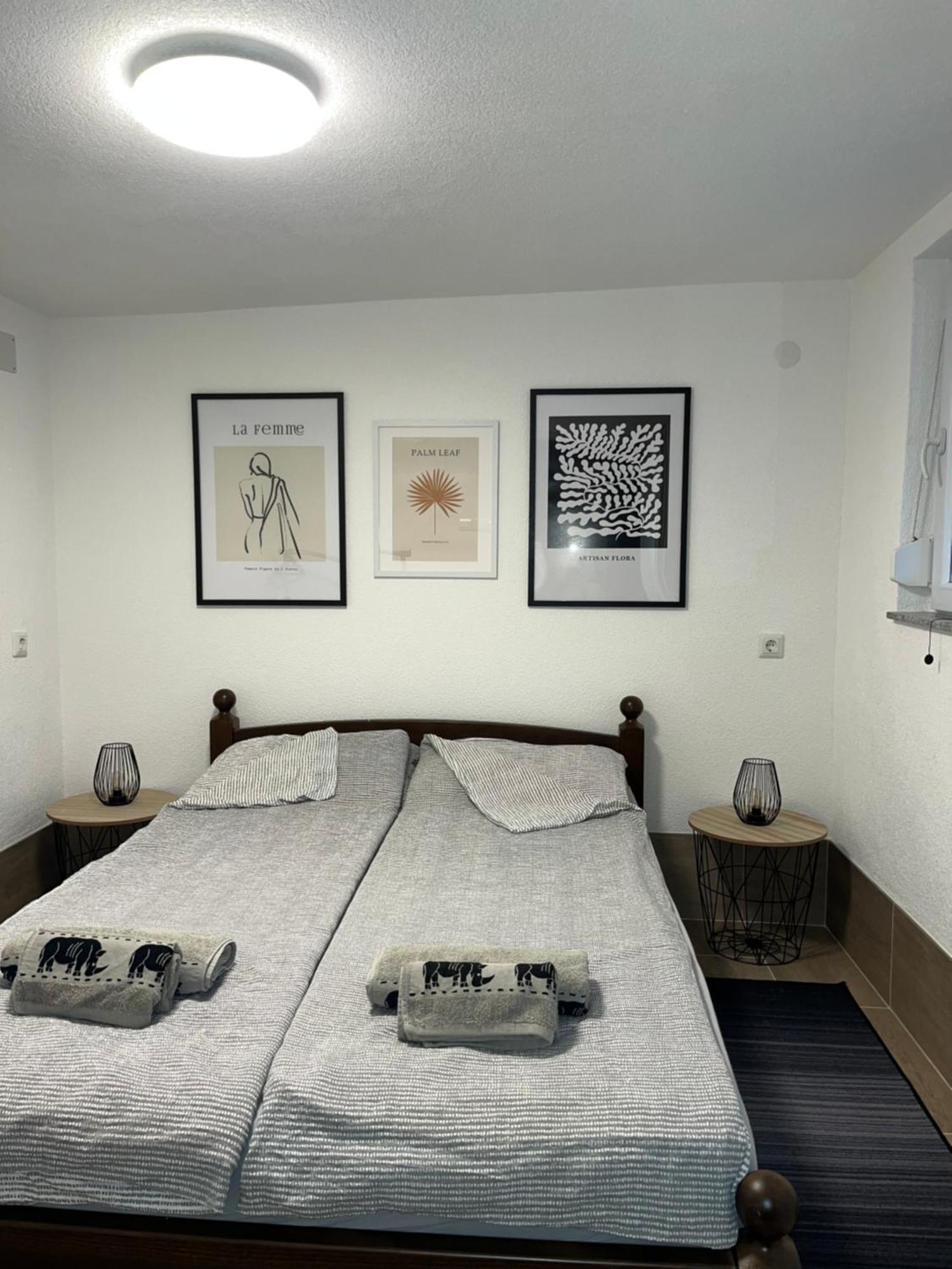 Studio Apartman Azra Кулен Вакуф Екстериор снимка